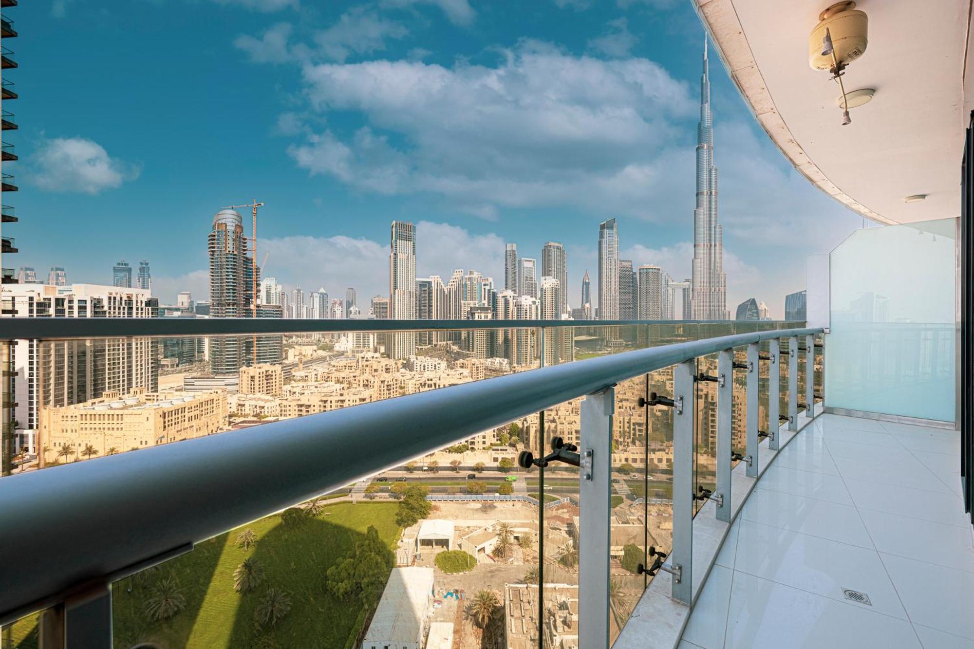 ドバイMagnificent - Damac Distinction Downtownアパートメント エクステリア 写真