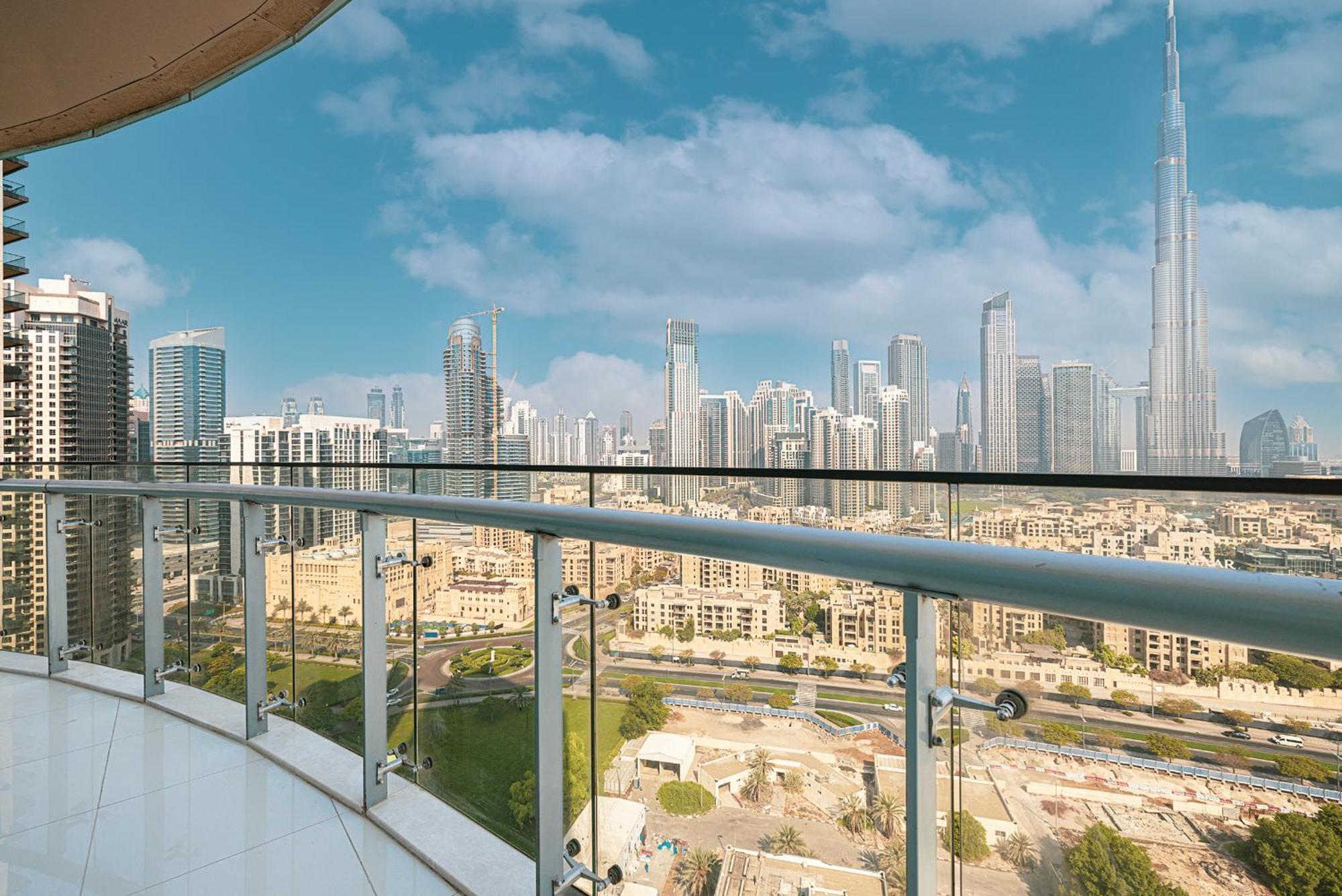 ドバイMagnificent - Damac Distinction Downtownアパートメント エクステリア 写真