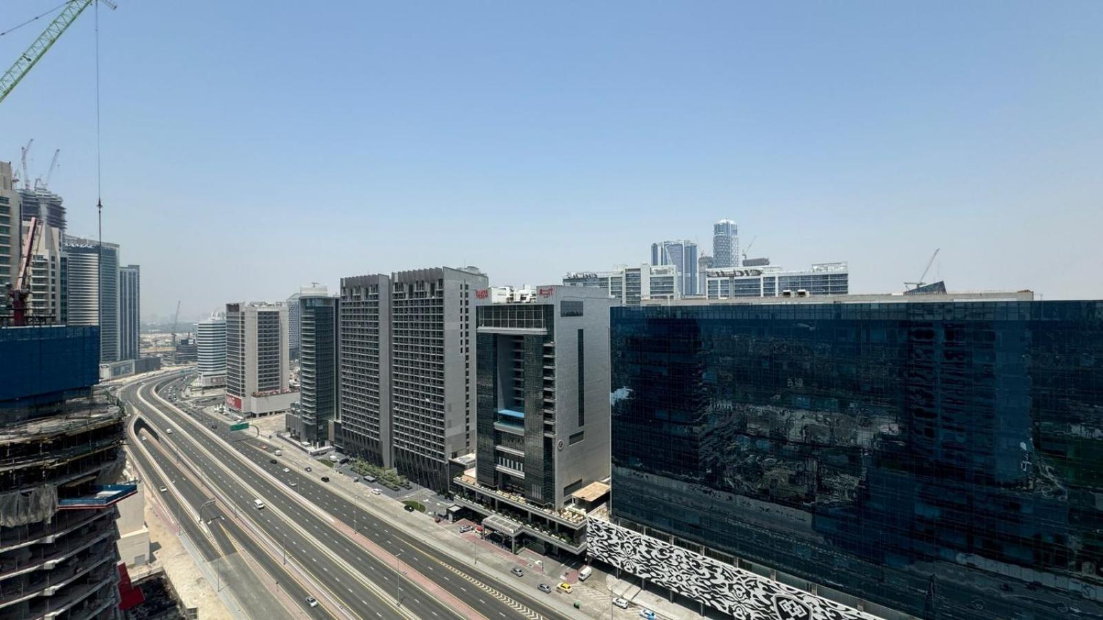 ドバイMagnificent - Damac Distinction Downtownアパートメント エクステリア 写真